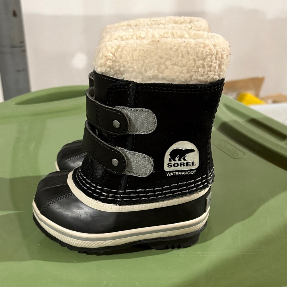 Sorel Kids Black and Cream Snow Boots